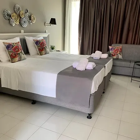 קרמסטי Alkyonides Boutique Hotel מראה חיצוני תמונה